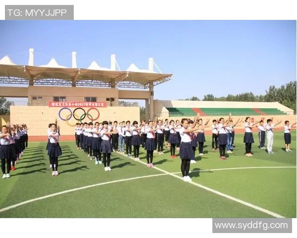 运动员杨娜专访回顾飞盘成长历程与体育梦想追求 运动员杨娜专访回顾飞盘成长历程与体育梦想追求